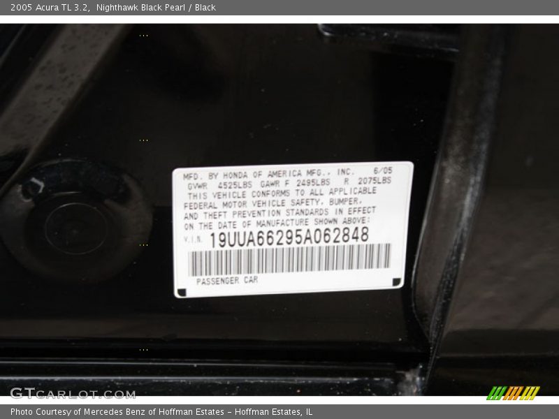 Nighthawk Black Pearl / Black 2005 Acura TL 3.2