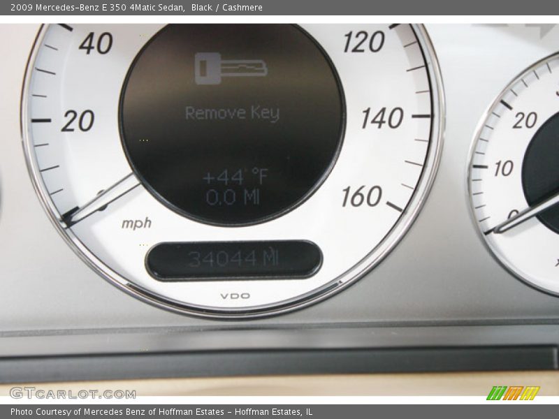Black / Cashmere 2009 Mercedes-Benz E 350 4Matic Sedan