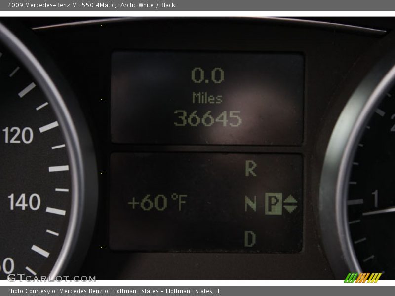 Arctic White / Black 2009 Mercedes-Benz ML 550 4Matic