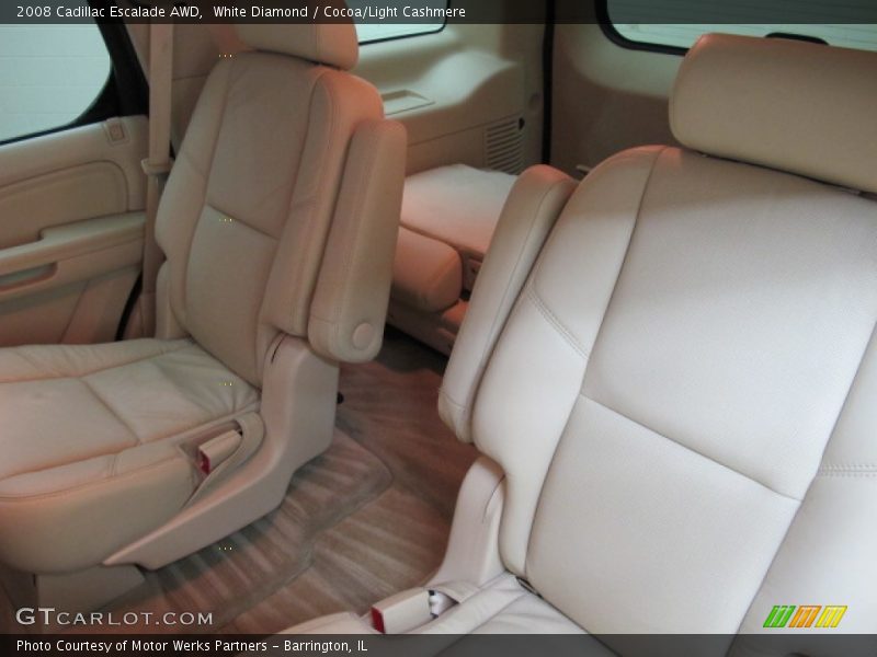 White Diamond / Cocoa/Light Cashmere 2008 Cadillac Escalade AWD