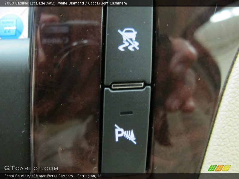 White Diamond / Cocoa/Light Cashmere 2008 Cadillac Escalade AWD