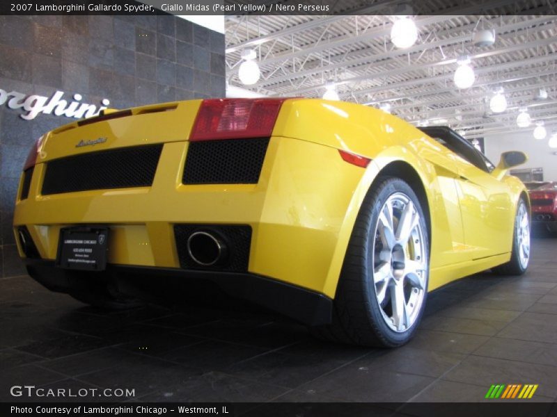 Giallo Midas (Pearl Yellow) / Nero Perseus 2007 Lamborghini Gallardo Spyder