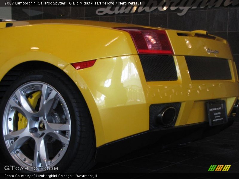 Giallo Midas (Pearl Yellow) / Nero Perseus 2007 Lamborghini Gallardo Spyder