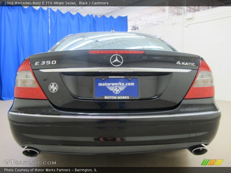 Black / Cashmere 2009 Mercedes-Benz E 350 4Matic Sedan