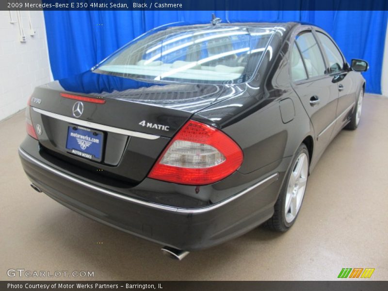 Black / Cashmere 2009 Mercedes-Benz E 350 4Matic Sedan