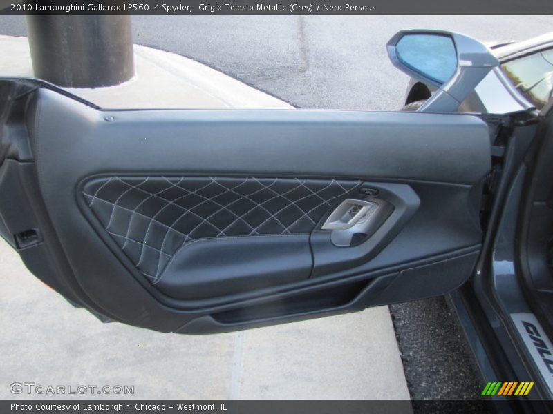 Door Panel of 2010 Gallardo LP560-4 Spyder