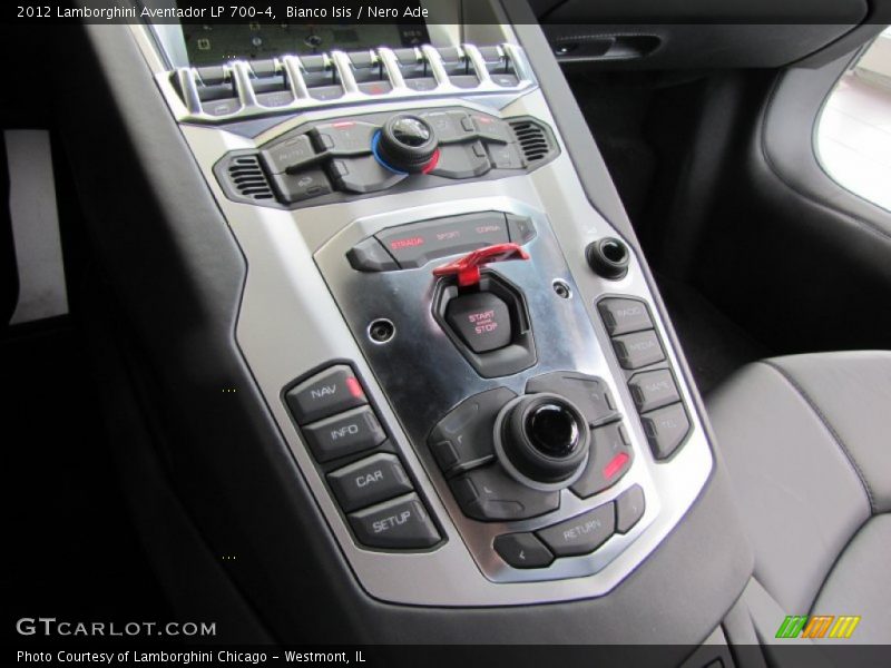 Controls of 2012 Aventador LP 700-4