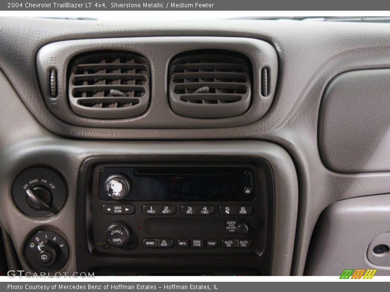 Silverstone Metallic / Medium Pewter 2004 Chevrolet TrailBlazer LT 4x4