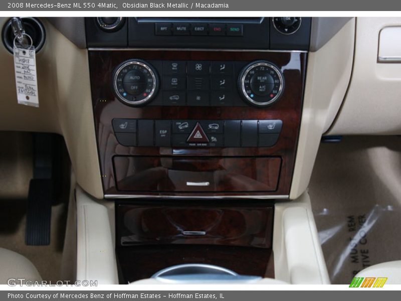 Obsidian Black Metallic / Macadamia 2008 Mercedes-Benz ML 550 4Matic