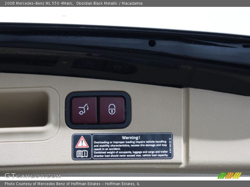 Obsidian Black Metallic / Macadamia 2008 Mercedes-Benz ML 550 4Matic