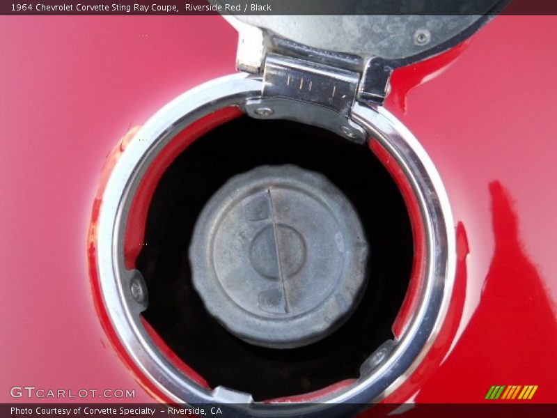 Gas cap - 1964 Chevrolet Corvette Sting Ray Coupe