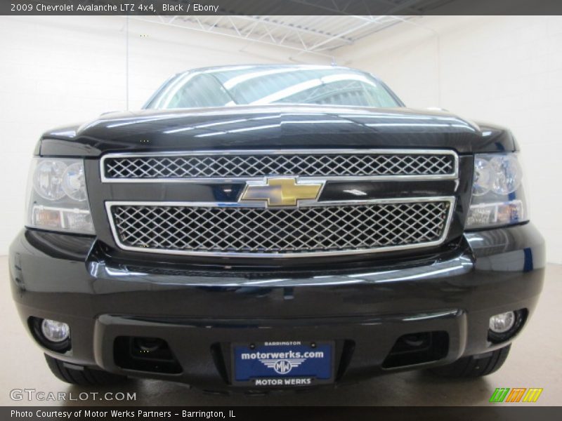 Black / Ebony 2009 Chevrolet Avalanche LTZ 4x4