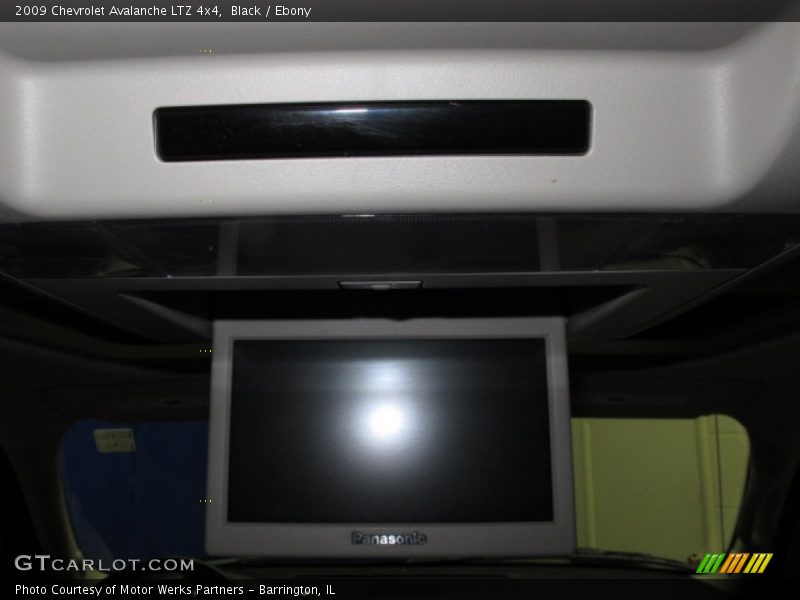 Black / Ebony 2009 Chevrolet Avalanche LTZ 4x4