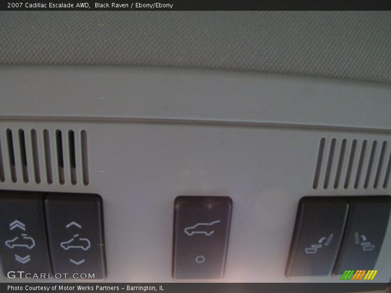 Black Raven / Ebony/Ebony 2007 Cadillac Escalade AWD