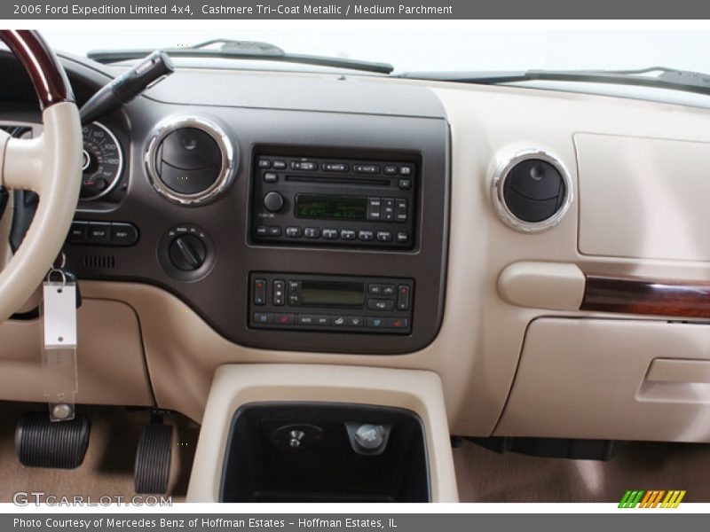 Cashmere Tri-Coat Metallic / Medium Parchment 2006 Ford Expedition Limited 4x4