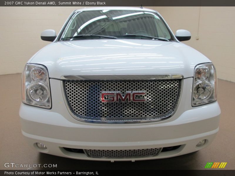 Summit White / Ebony Black 2007 GMC Yukon Denali AWD