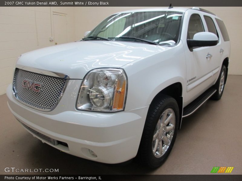 Summit White / Ebony Black 2007 GMC Yukon Denali AWD