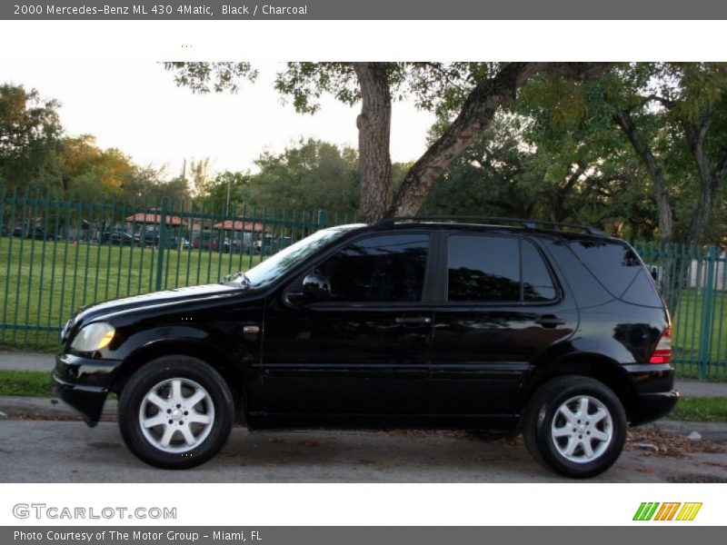 Black / Charcoal 2000 Mercedes-Benz ML 430 4Matic