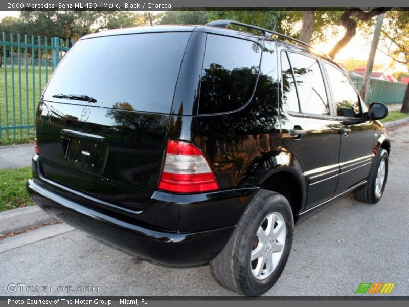 Black / Charcoal 2000 Mercedes-Benz ML 430 4Matic