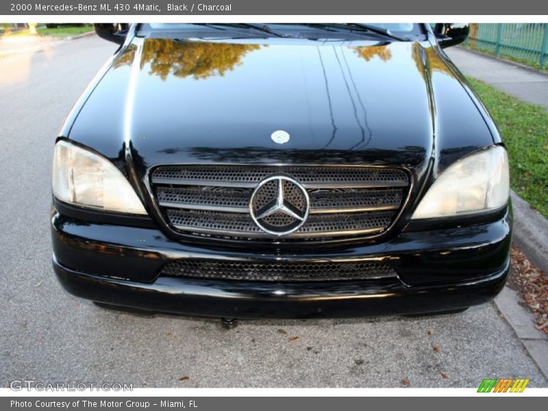 Black / Charcoal 2000 Mercedes-Benz ML 430 4Matic