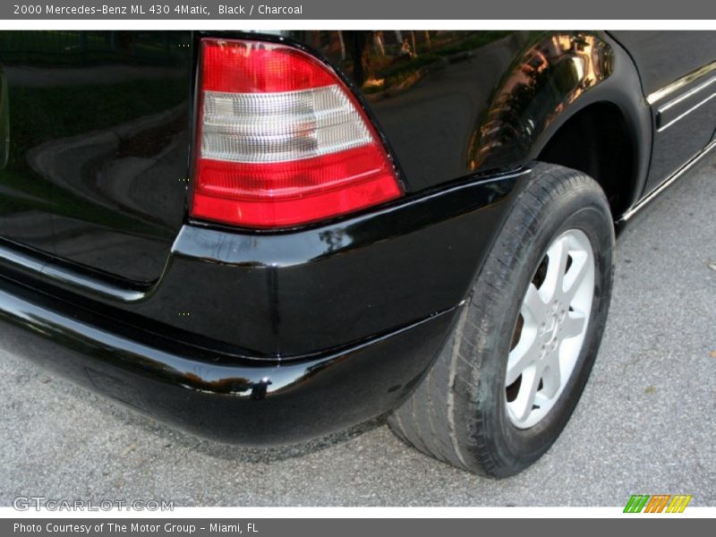 Black / Charcoal 2000 Mercedes-Benz ML 430 4Matic