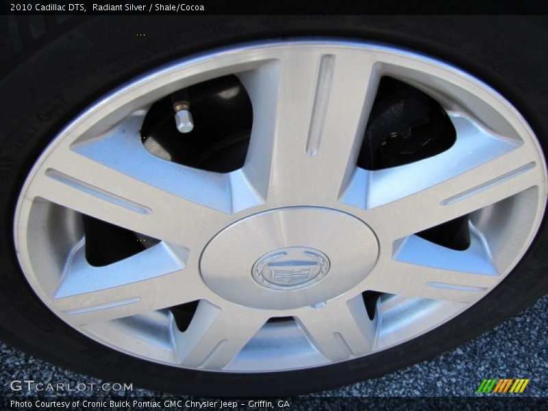 Radiant Silver / Shale/Cocoa 2010 Cadillac DTS