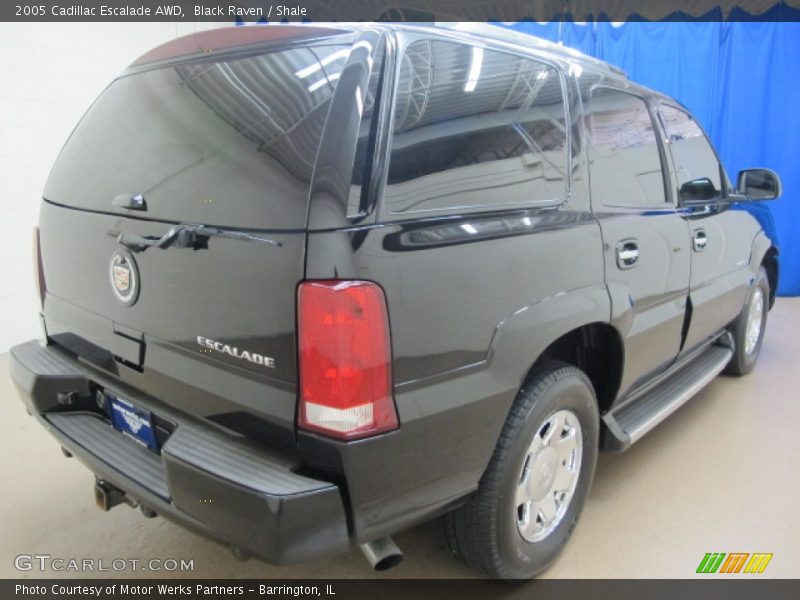 Black Raven / Shale 2005 Cadillac Escalade AWD