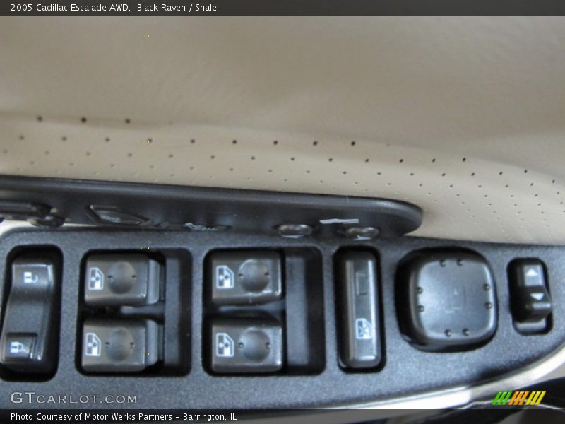 Black Raven / Shale 2005 Cadillac Escalade AWD