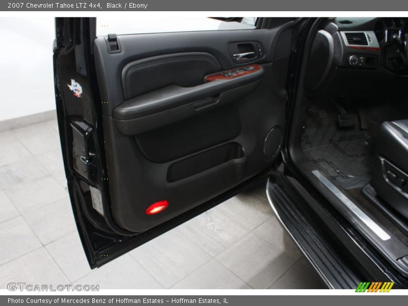 Black / Ebony 2007 Chevrolet Tahoe LTZ 4x4