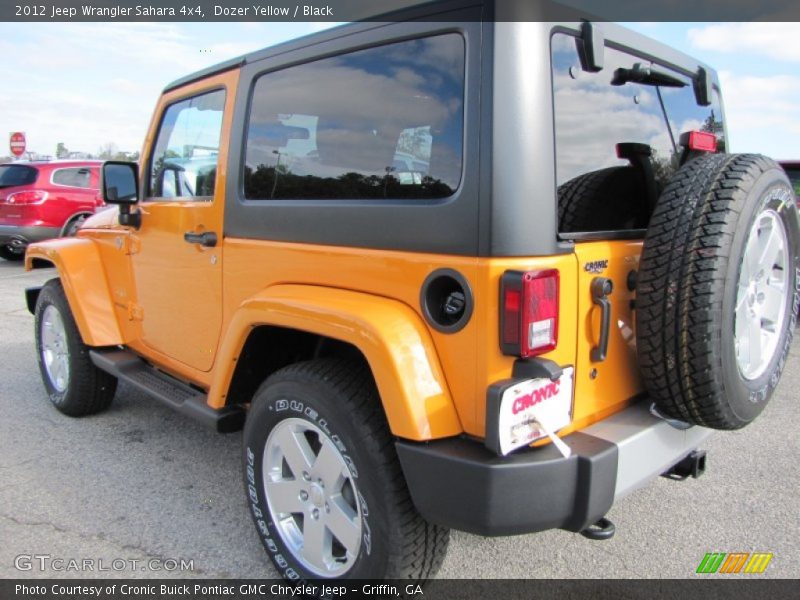 Dozer Yellow / Black 2012 Jeep Wrangler Sahara 4x4