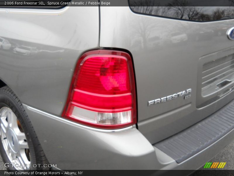 Spruce Green Metallic / Pebble Beige 2006 Ford Freestar SEL
