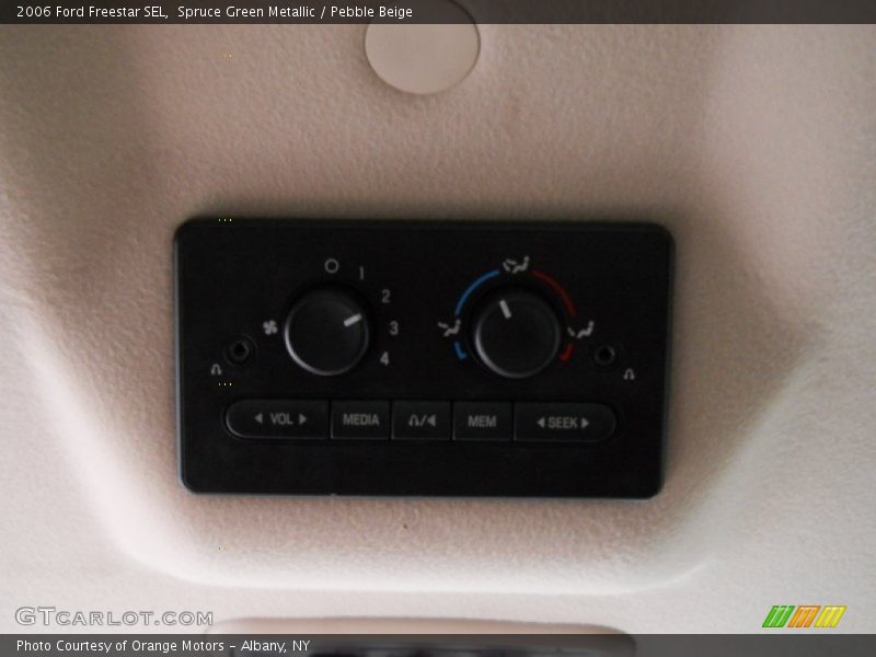Spruce Green Metallic / Pebble Beige 2006 Ford Freestar SEL
