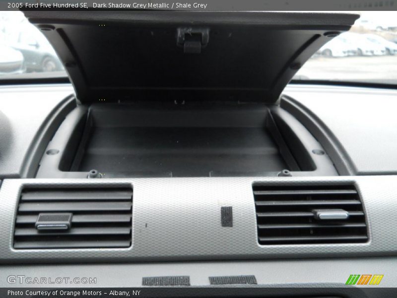 Dark Shadow Grey Metallic / Shale Grey 2005 Ford Five Hundred SE