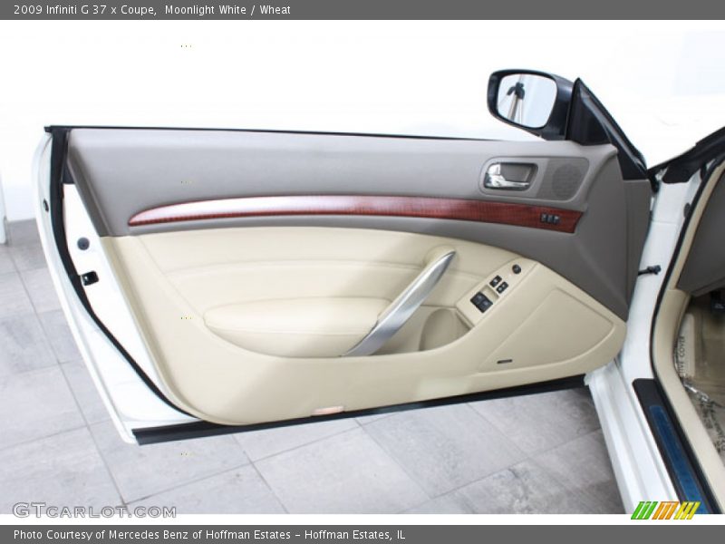 Door Panel of 2009 G 37 x Coupe