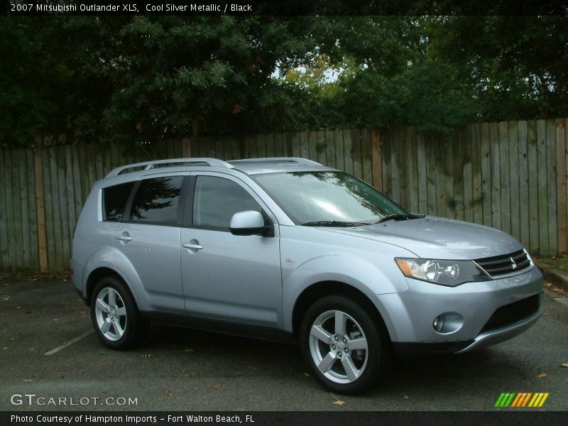 Cool Silver Metallic / Black 2007 Mitsubishi Outlander XLS