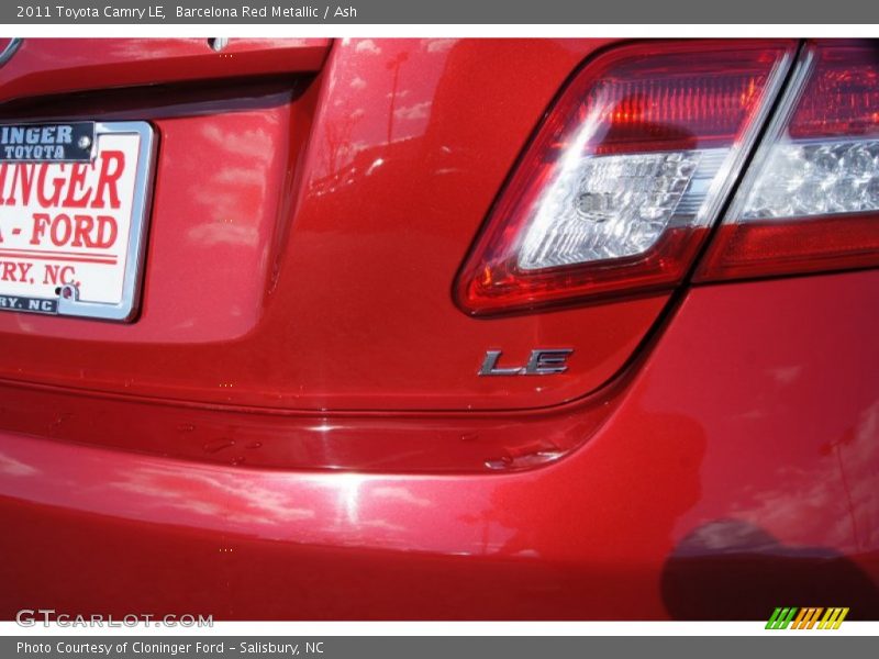 Barcelona Red Metallic / Ash 2011 Toyota Camry LE