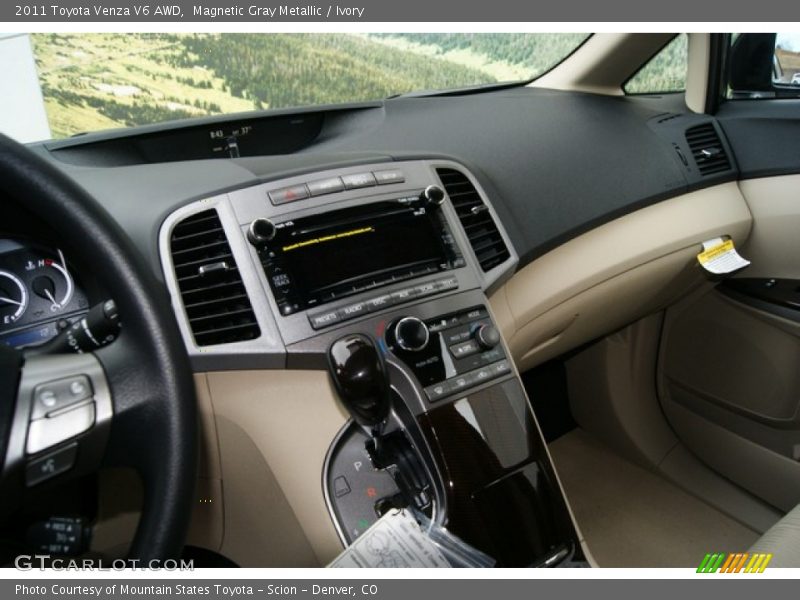 Magnetic Gray Metallic / Ivory 2011 Toyota Venza V6 AWD