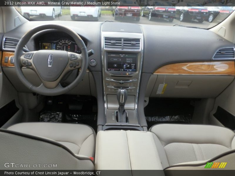 Dashboard of 2012 MKX AWD