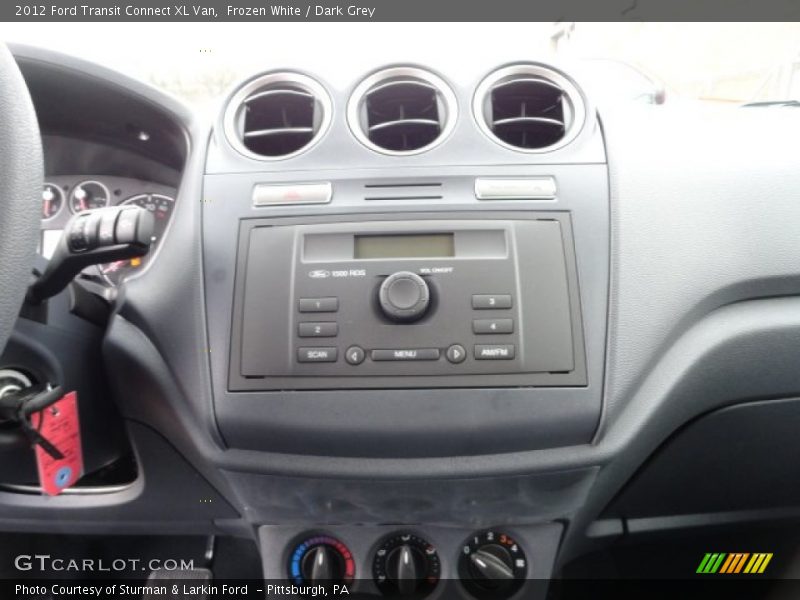 Controls of 2012 Transit Connect XL Van