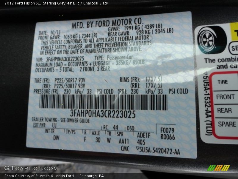 Sterling Grey Metallic / Charcoal Black 2012 Ford Fusion SE