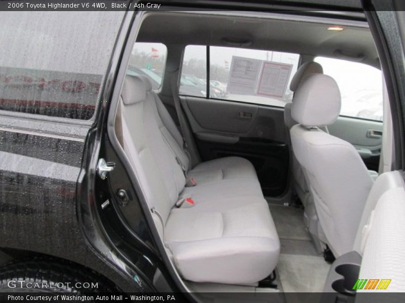 Black / Ash Gray 2006 Toyota Highlander V6 4WD