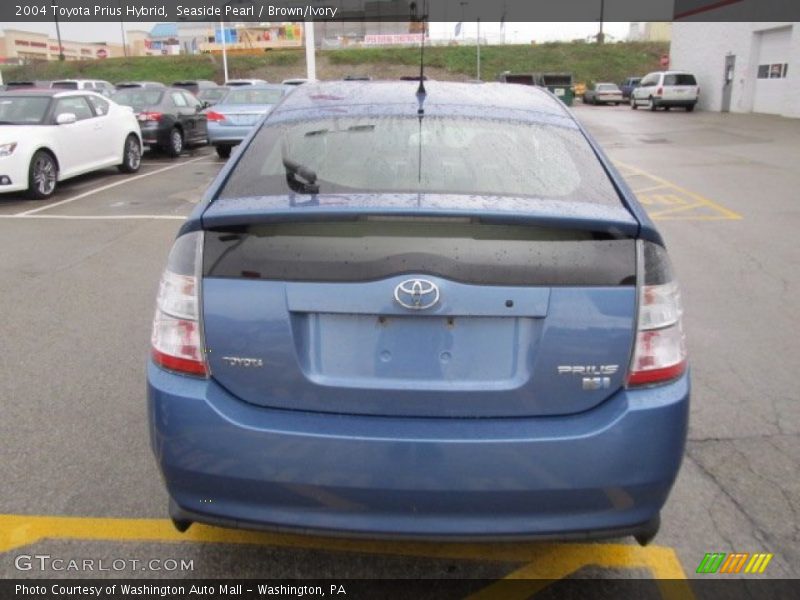 Seaside Pearl / Brown/Ivory 2004 Toyota Prius Hybrid