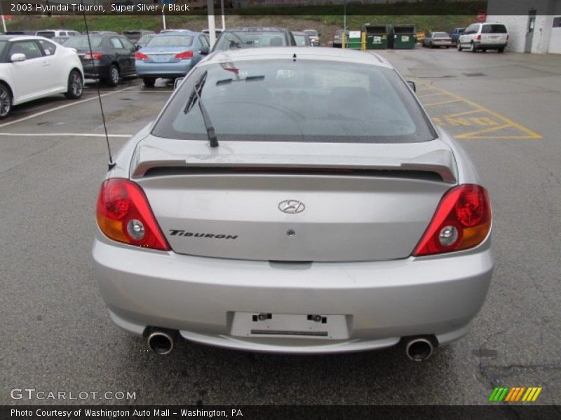 Super Silver / Black 2003 Hyundai Tiburon