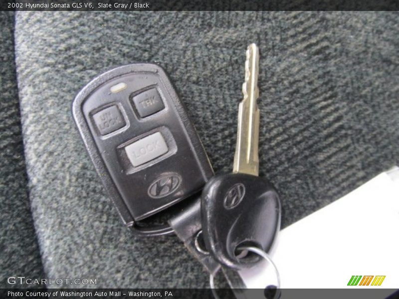 Keys of 2002 Sonata GLS V6