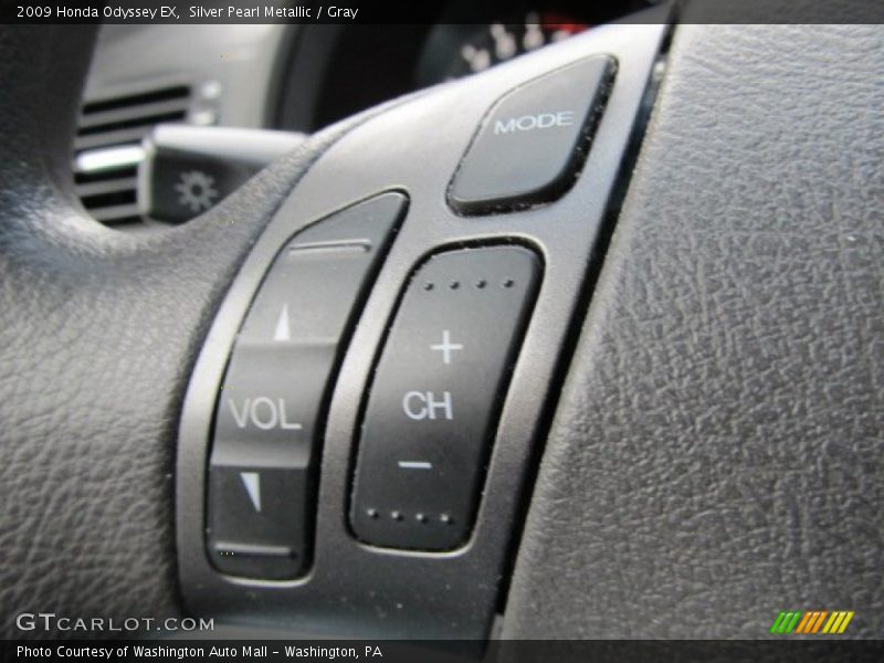 Silver Pearl Metallic / Gray 2009 Honda Odyssey EX