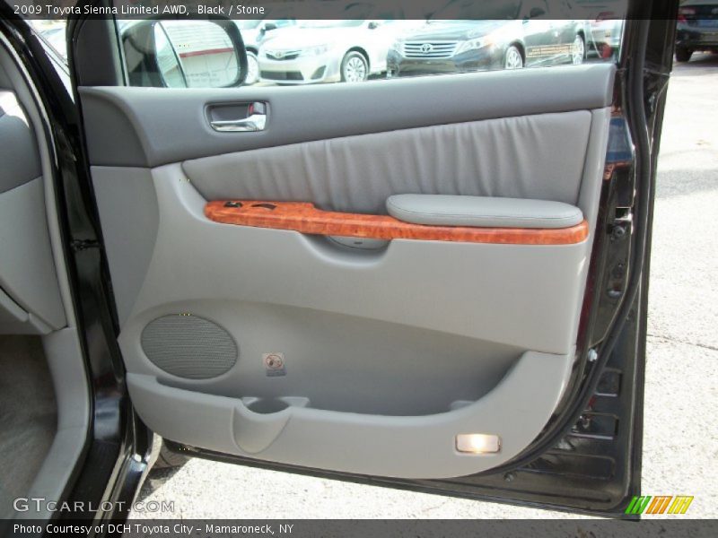 Black / Stone 2009 Toyota Sienna Limited AWD