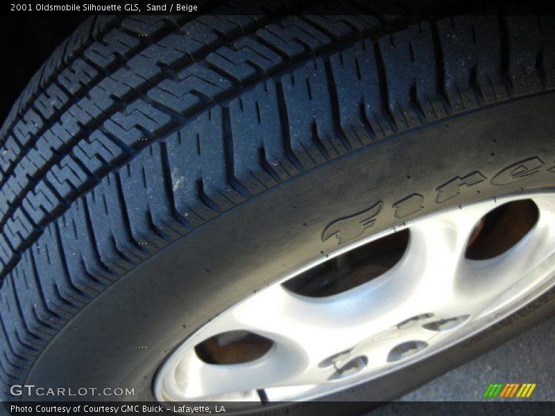 Sand / Beige 2001 Oldsmobile Silhouette GLS