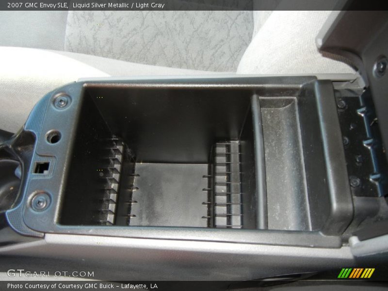 Liquid Silver Metallic / Light Gray 2007 GMC Envoy SLE
