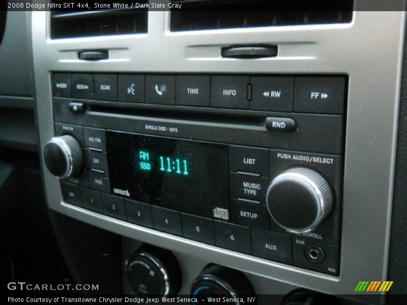 Stone White / Dark Slate Gray 2008 Dodge Nitro SXT 4x4