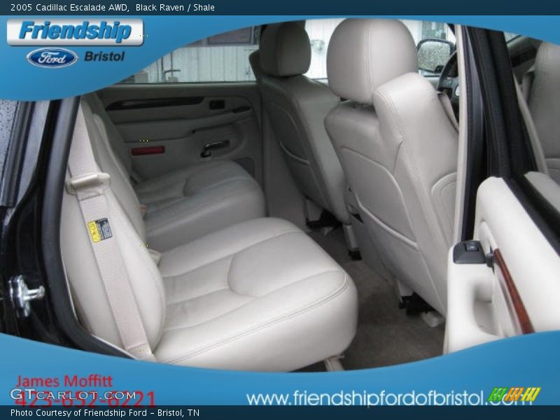 Black Raven / Shale 2005 Cadillac Escalade AWD